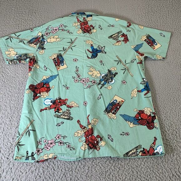 Avengers Shirt Mens Medium Button Up Graphic Print Japan Theme Marvel Comics - Picture 8 of 9